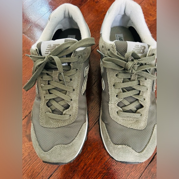 New Balance 515 Olive Green Sneakers - Picture 2 of 6
